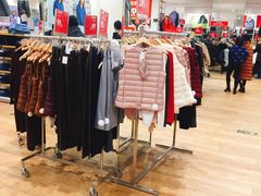 -优衣库(郑州丹尼斯大卫城店)