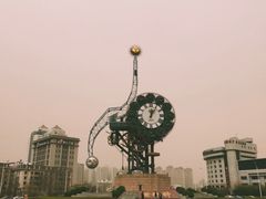 景点-世纪钟