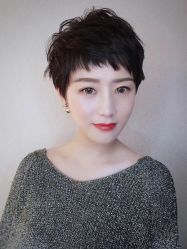 -侨治发型