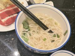 -东方红海鲜百汇(国际大厦店)