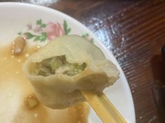 芹菜猪肉水饺-春和饺子火锅