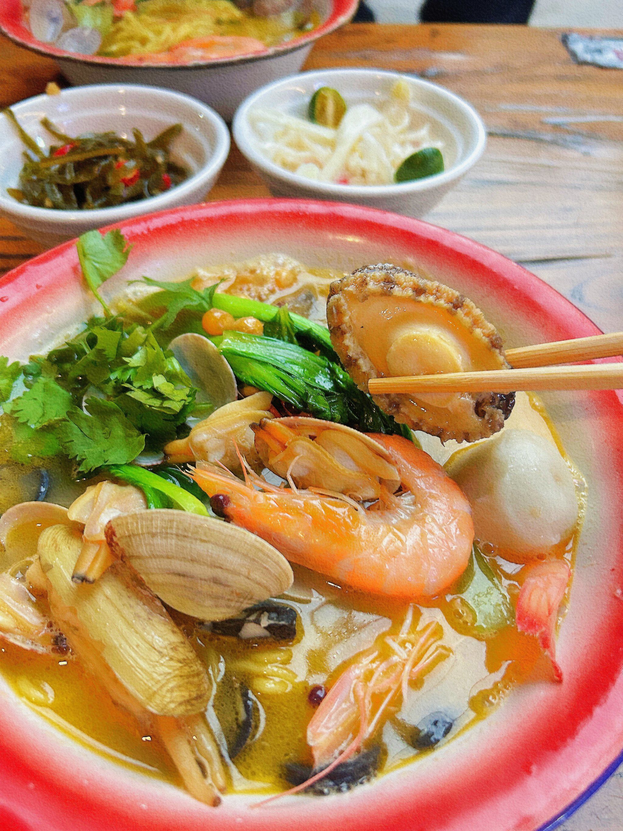 武汉的海鲜面🦐已经是 next level了