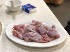 田鸡-渝君重庆火锅(嘉宾路店)