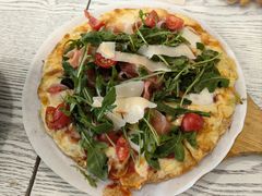 意大利火腿番茄奶酪芝士脆薄饼-娜娜家•Nana's restaurant (南开大悦城店)