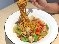 爆炒牛蛙拌川-汤去三面