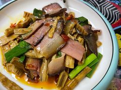 干笋炒腊肉-弘烨 贵州酸汤 鱼火锅(东财店)
