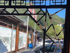 -安吉龙王山峡谷漂流