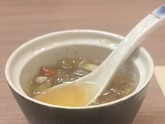 -灸春堂·艾灸·痛症·整脊连锁(之江银泰店)