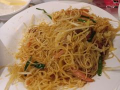 -新大咀港式茶餐厅(宝山万达店)