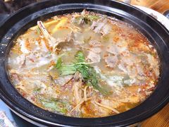 羊骨汤-遵义虾子卢四羊肉粉(大沽路店)