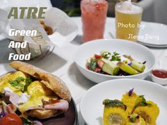 -théATRE茶聚场·餐厅(环球金融中心店)