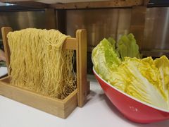 -洪氏嗨捞·猪肚鸡火锅(阳光天地店)