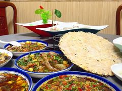 -官塘陈记鱼生·潮汕砂锅粥·牛肉火锅(潮枫路总店)