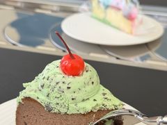 -鲁邦国际风情街(麦世达韩国精品百货店)