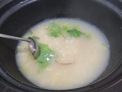 -海大大蒸汽海鲜餐厅·粤菜·特色小炒(欢乐颂店)