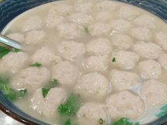 小船鱼丸汤-小船渔村•大连菜•大连焖鱼(明泽街店)