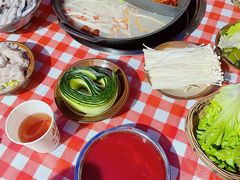 -赵美丽·重庆社区火锅·直营店(火车东站·中豪国际店)