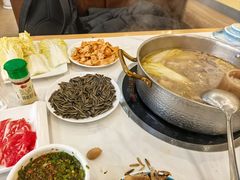 -朴小妹人参鸡汤火锅(长白山万达店)
