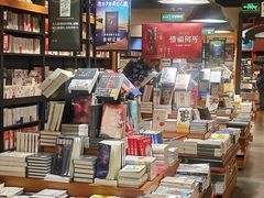 -西西弗书店&矢量咖啡(凯德晶萃广场店)