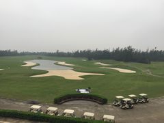 窗外高尔夫景观-美视五月花高尔夫度假酒店(滨海西店)