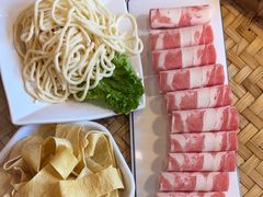 -山悦里 山野·鲜火锅(罗斯福广场店)