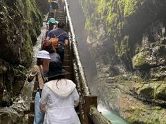 -华蓥山天意谷景区