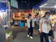 -吴山路夜市