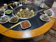 -屈夫人地锅鸡(南充店)