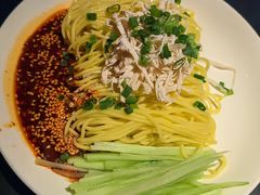 -麻六记(凤凰汇店)