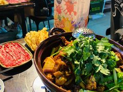 -胡须佬鸡煲四季火锅(海雅缤纷城店)