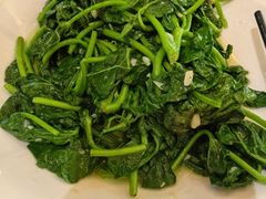 -新一家农家菜(华景新城店)