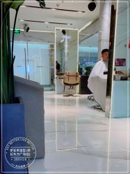 -罗亚帝造型·烫发染发