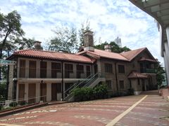 -香港大学