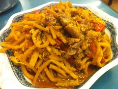 酸笋鱼杂-红鼻子桂林米粉(金唐新光界店)