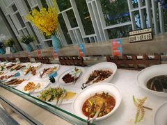 -绿岛港轩海鲜烤肉涮锅自助餐厅