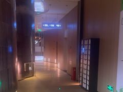 -涨巢·潮玩水疗局