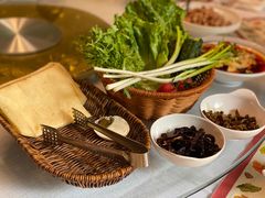 -阳光家常菜游客餐厅(千佛山店)