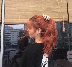-时尚殿堂明星门店
