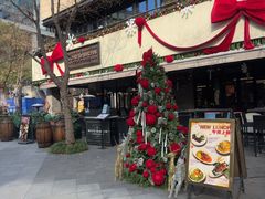 -BOURBON 玻本美式餐厅酒吧(虹桥新天地店)