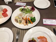 -飨食汇全日制餐厅·昆山皇冠假日酒店(九方店)