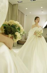 -禕·愫白婚纱商店