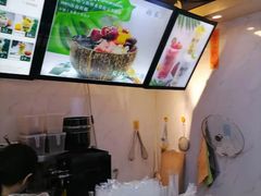 -津椰本·海南正宗椰奶清补凉(店一店)