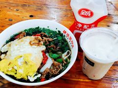 辣椒炒肉粉-肆姐面粉馆(坡子街店)