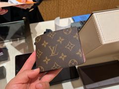 -LV路易威登(国际广场店)