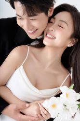 -喜爱高定婚纱摄影