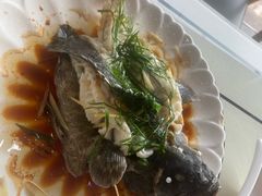 -覃记海鲜美食餐厅