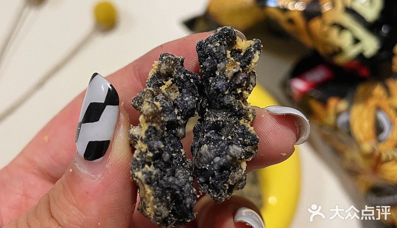 咸蛋黄➕肉松的神仙搭配🤩谁能拒绝的了？
