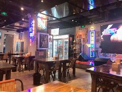 大堂-马路牙子地桌烤肉(工体店)