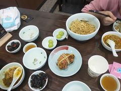 -蟹上黄·蟹黄面·江南糖水(人民广场店)