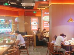 大堂-蜀香三绝·牛蛙·烤鱼·天府炒鸡(安丘泰华店)